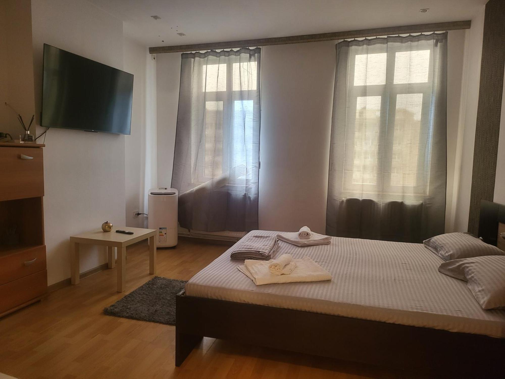 Aparthotel Yanis 부쿠레슈티 외부 사진